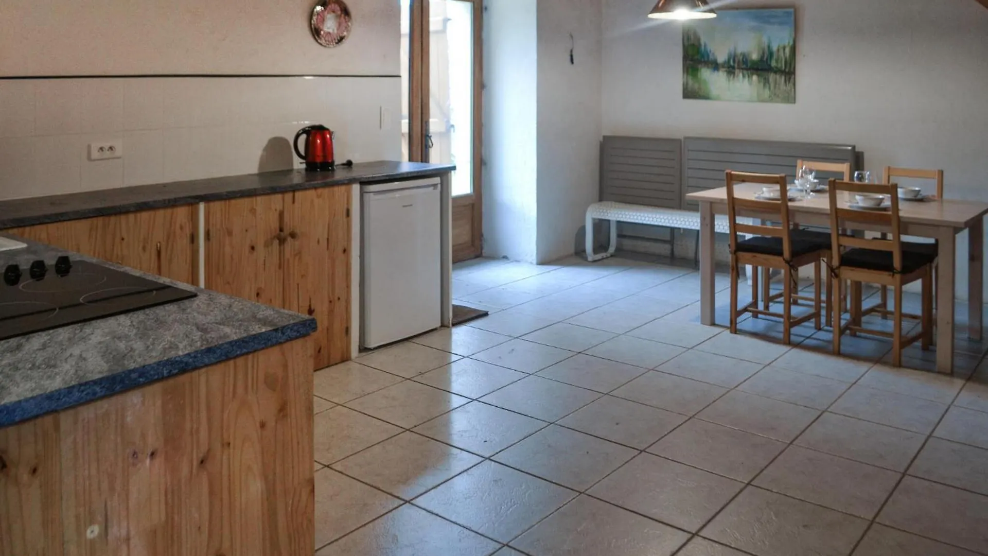 Awesome Home In Sauzet With Kitchen 0*, Sauzet (Lot) צרפת