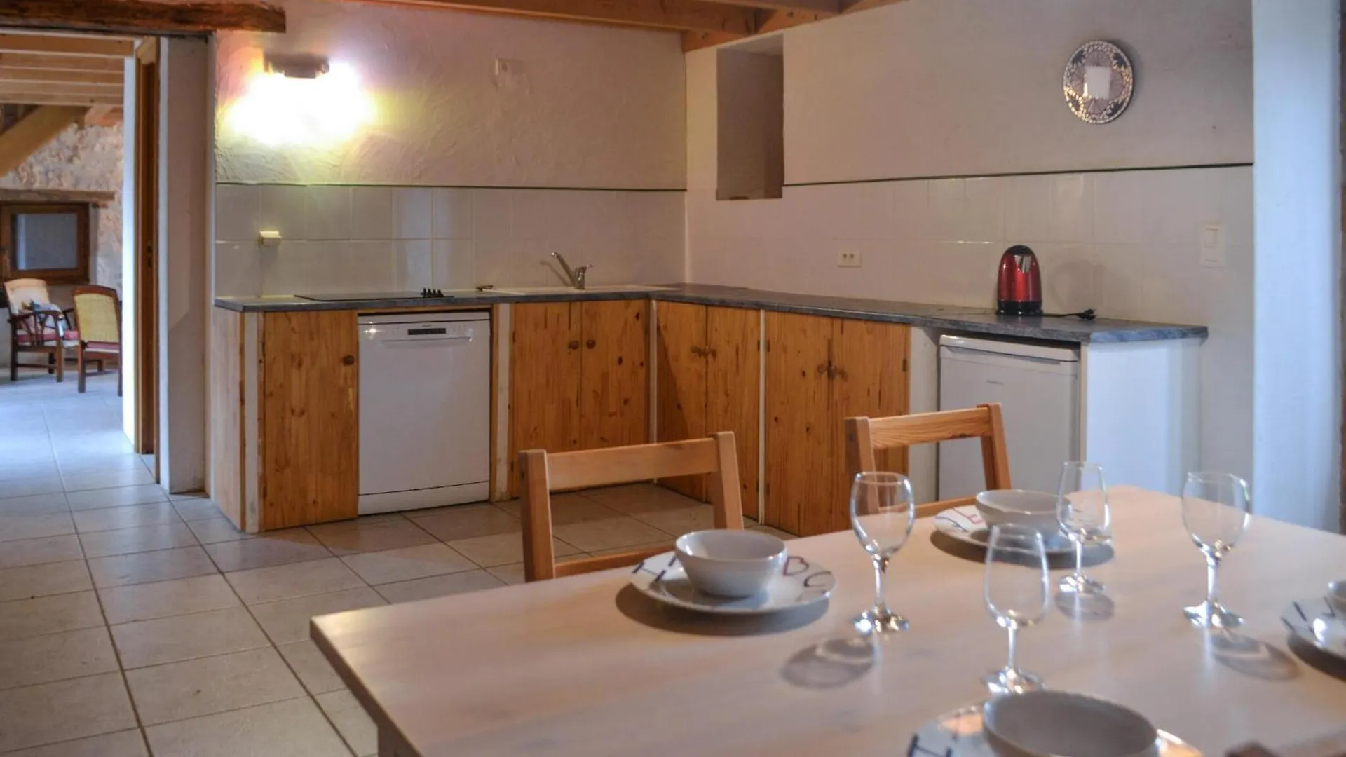 Awesome Home In Sauzet With Kitchen צרפת
